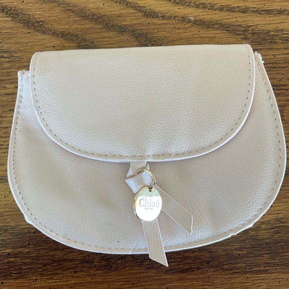 Chloé - Picture 1 of 4